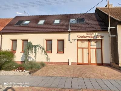 Penzion Venkovský Dvůr Hlohovec Exteriér fotografie