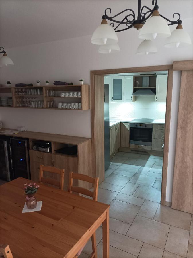 Penzion Venkovský Dvůr Hlohovec Exteriér fotografie